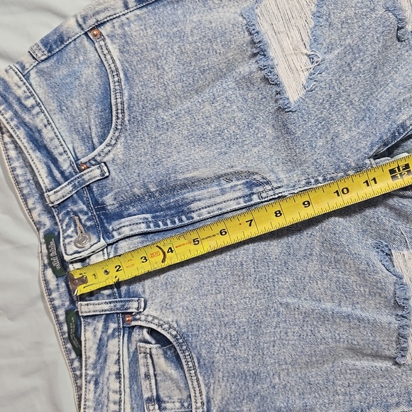 Wild Fable highest rise mom jeans distressed Ombre Jeans Sz 6 - Picture 12 of 12
